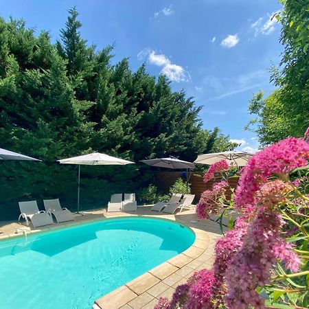 O Clair De Lune Au Coeur De Sarlat - Chambres Climatisees - Parking Prive - Piscine Chauffee - Spa Et Massages Екстер'єр фото