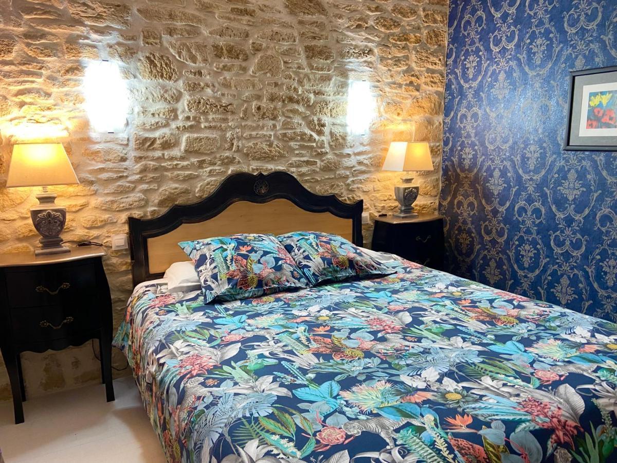 O Clair De Lune Au Coeur De Sarlat - Chambres Climatisees - Parking Prive - Piscine Chauffee - Spa Et Massages Екстер'єр фото