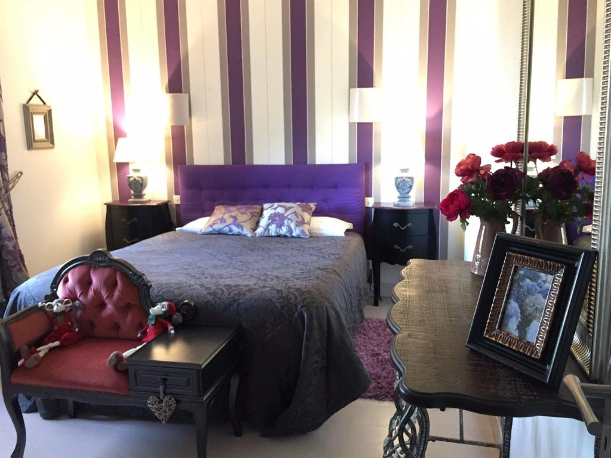 O Clair De Lune Au Coeur De Sarlat - Chambres Climatisees - Parking Prive - Piscine Chauffee - Spa Et Massages Екстер'єр фото